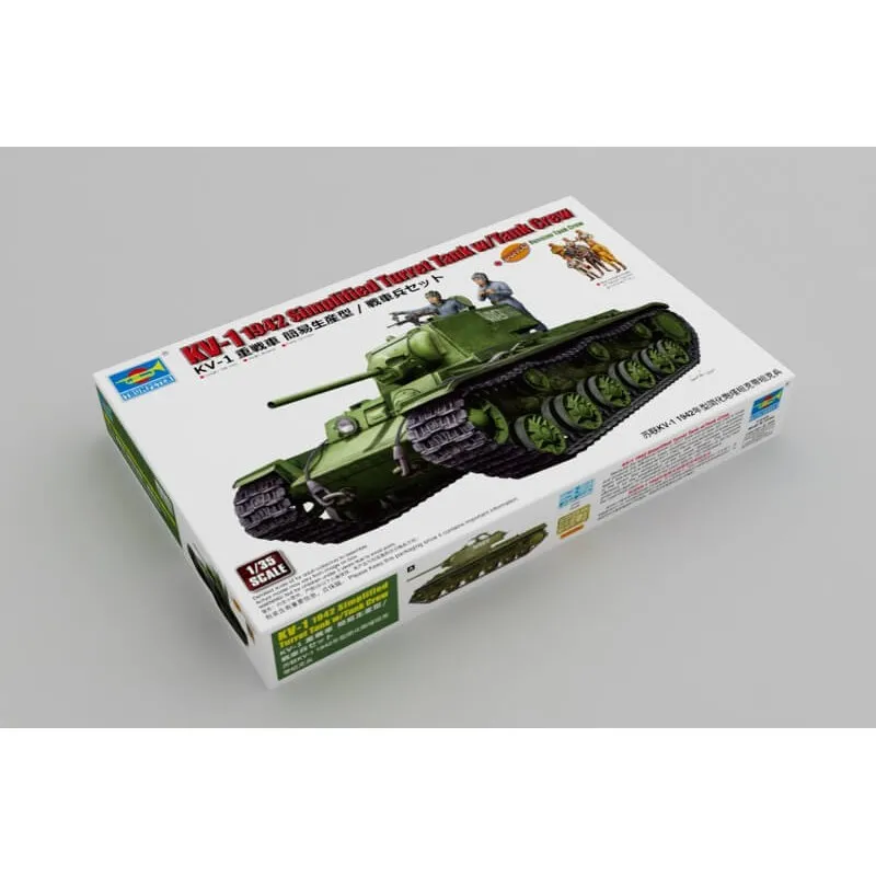 Char KV-1 1942, avec équipage. TRUMPETER 09597