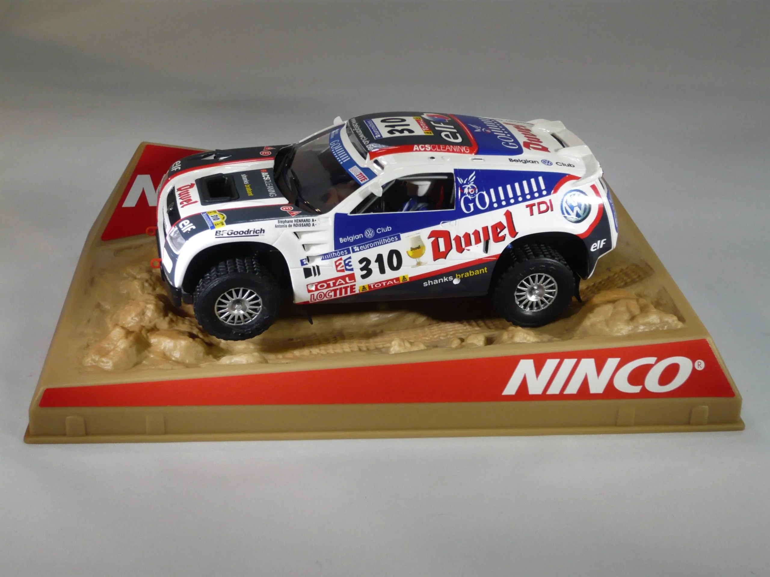 Volkswagen Touareg Dakar 06 Duvel