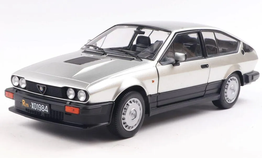 1/18 ALFA ROMEO GTV6 SILVER 1984