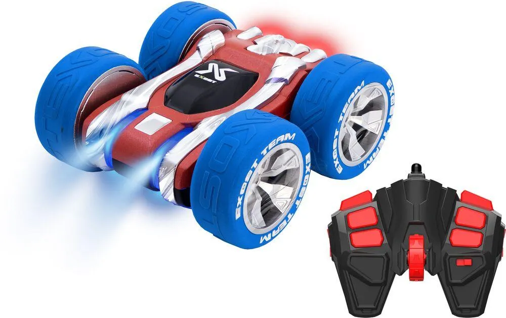 VOITURE RADIOCOMMANDEE - 360 CROSS 10 ANS