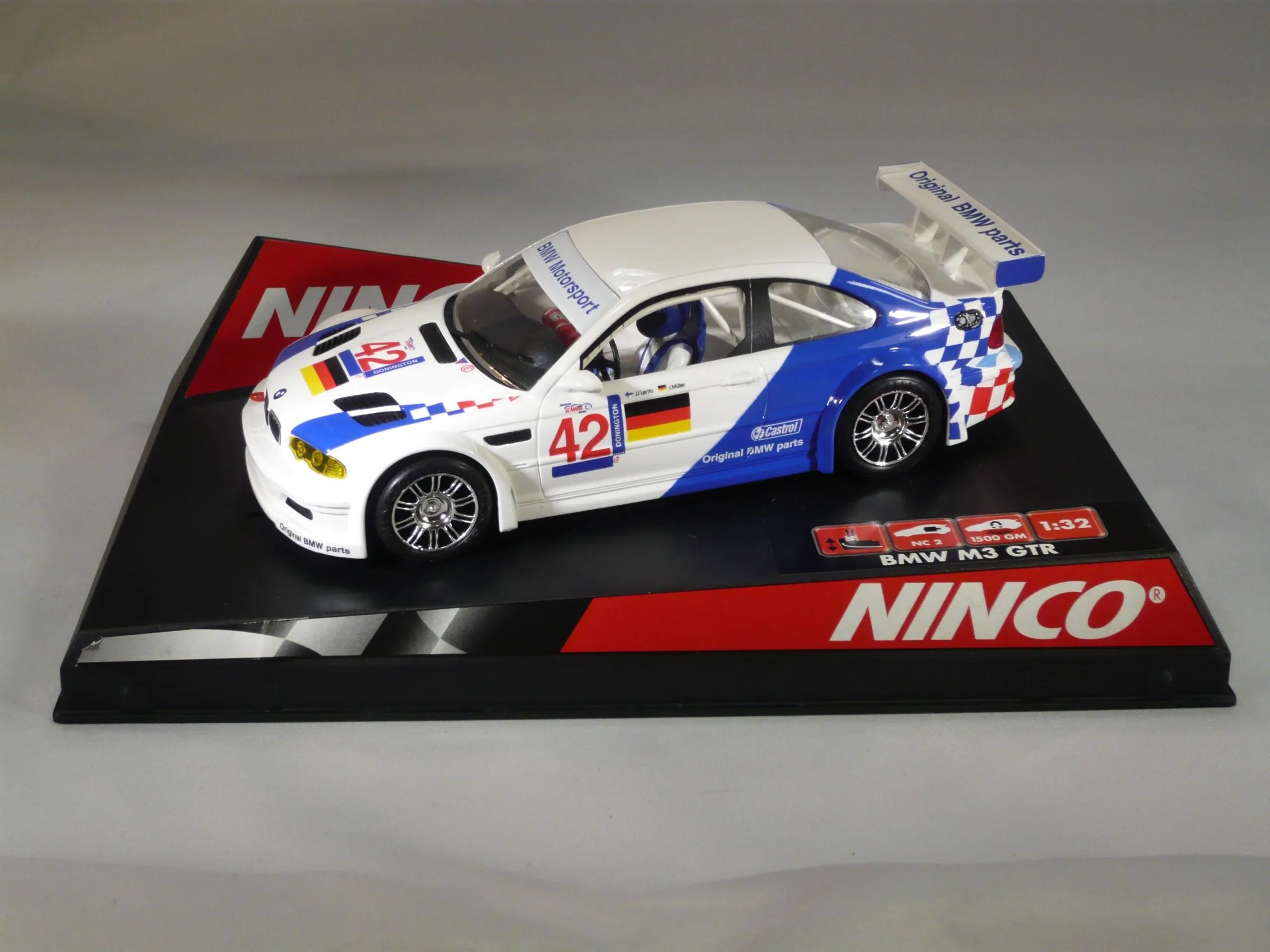 BMW M3 GTR Motorsport