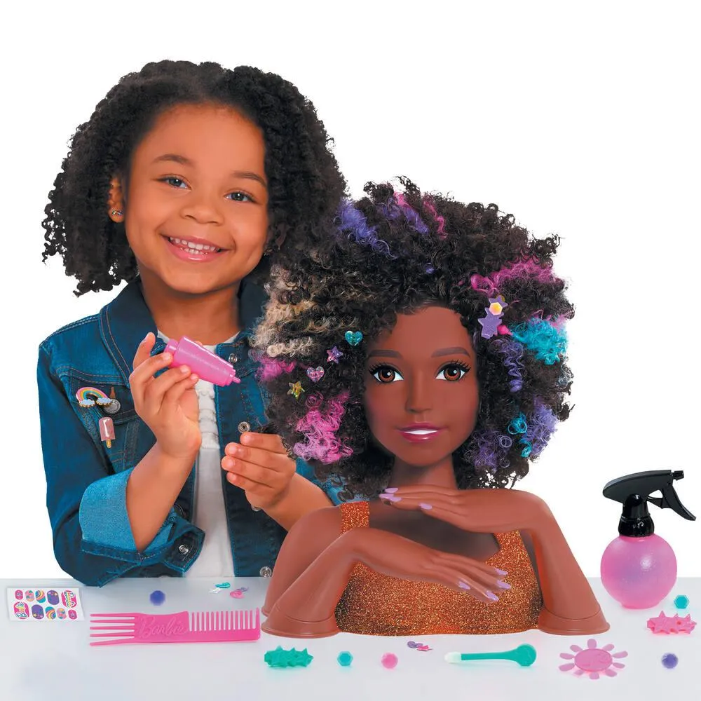 BARBIE - TETE A COIFFER BRUNE COUPE AFRO
