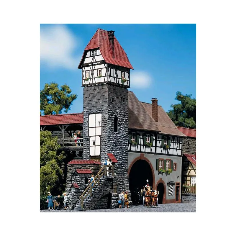 Bâtiment de la tour de la vieille ville. FALLER 130402