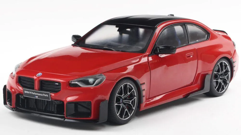 1/18 PORSCHE MACAN T 2024