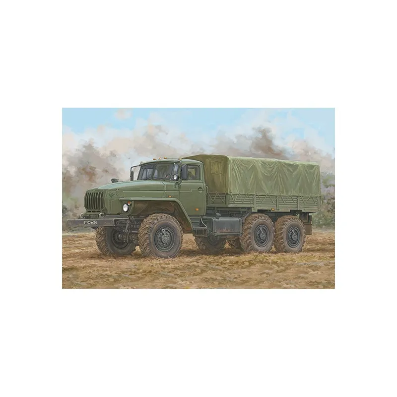 Camion russe URAL 4320. TRUMPETER 01072