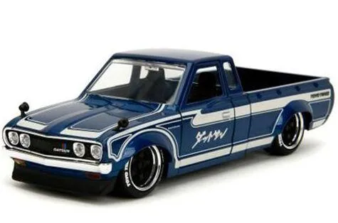 1/24 DATSUN 620 NAVY BLUE JDM TUNERS 1972