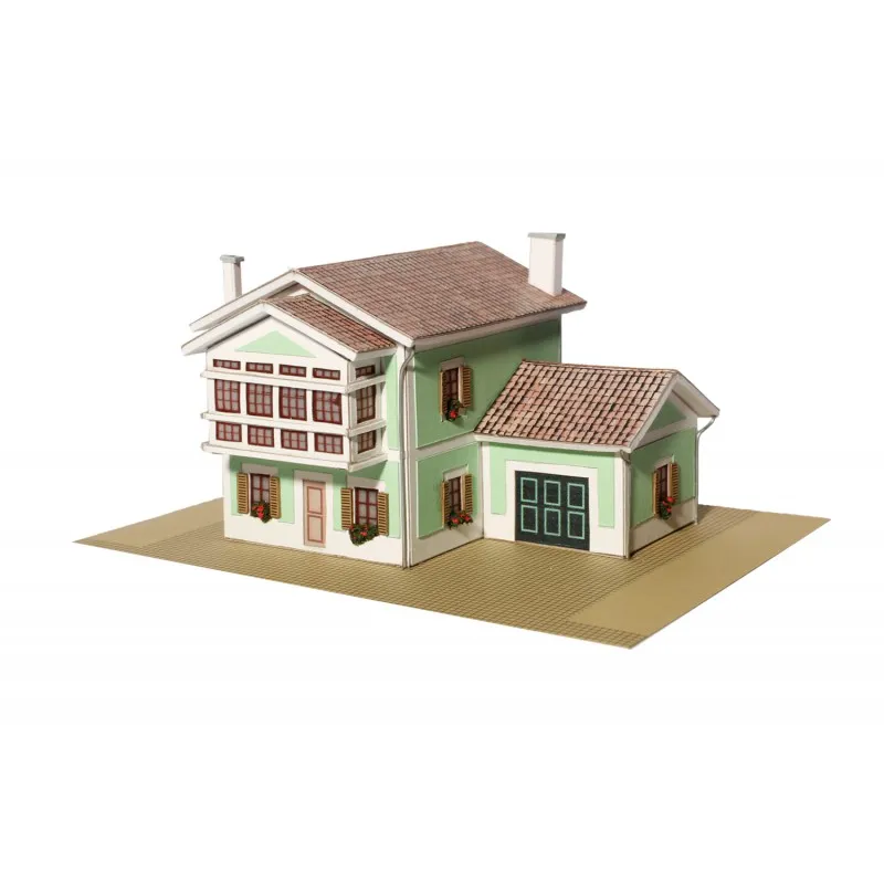 Maison avec galerie. ETM N104