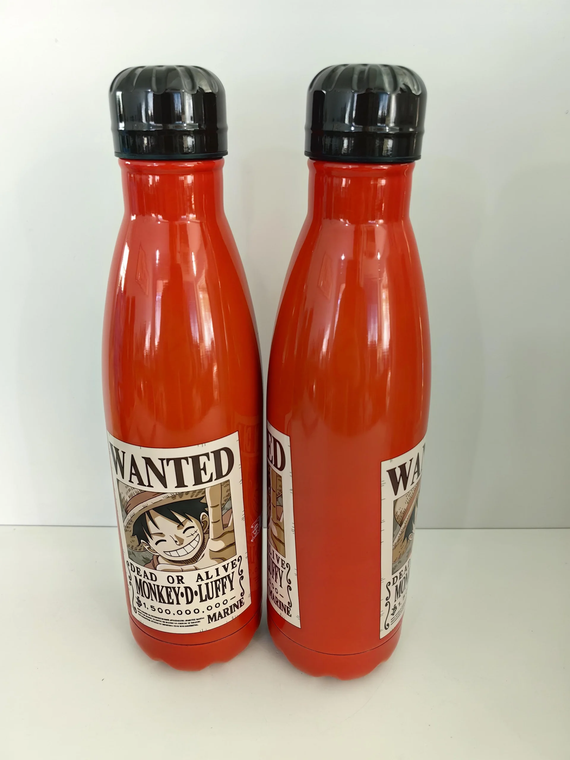 One piece - luffy wanted - bouteille en métal - 540 ml