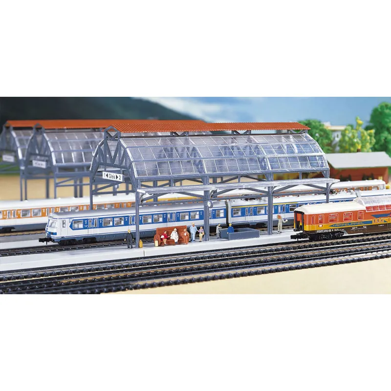 Plate-forme couverte. FALLER 222128