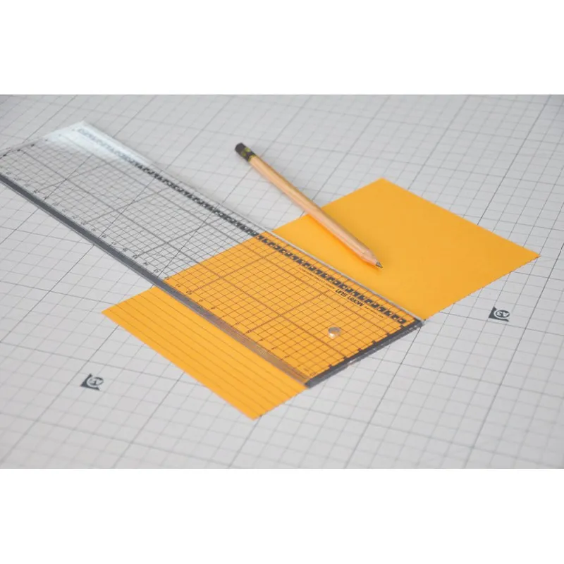 Règle avec protecteur de coupe. LOUVE 08124