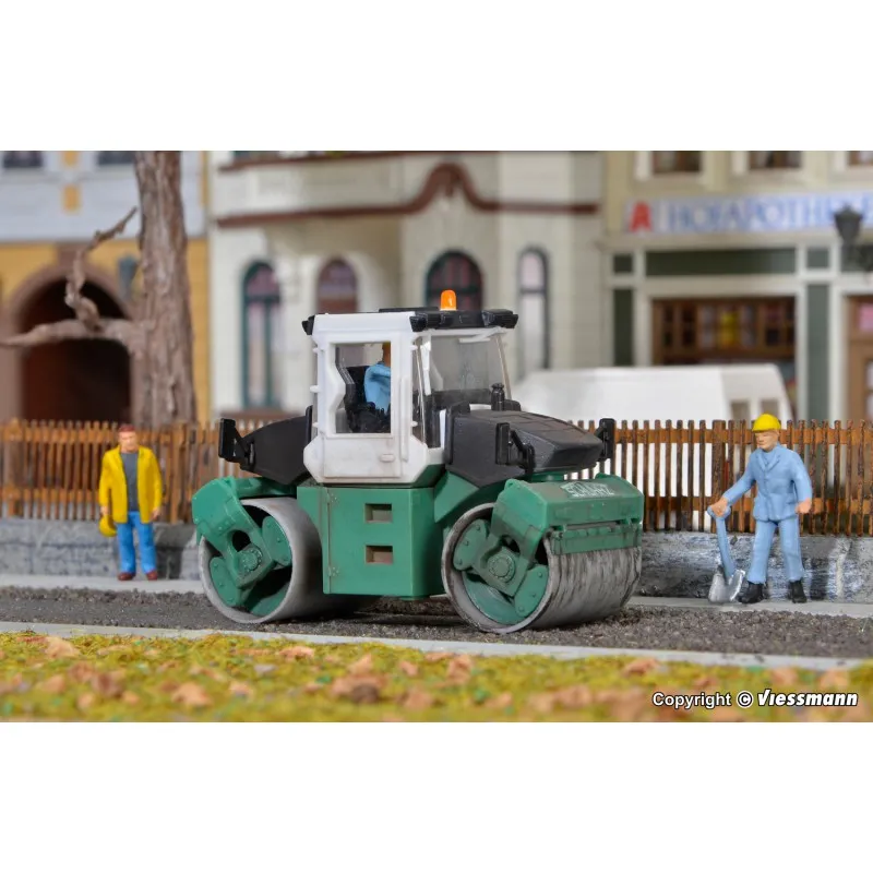 Rouleau compresseur BOMAG. KIBRI 11502