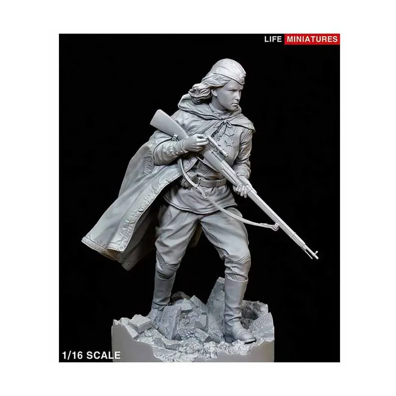 Tireur d’élite féminin de l’Armée rouge. LIFE MINIATURES LM-16004